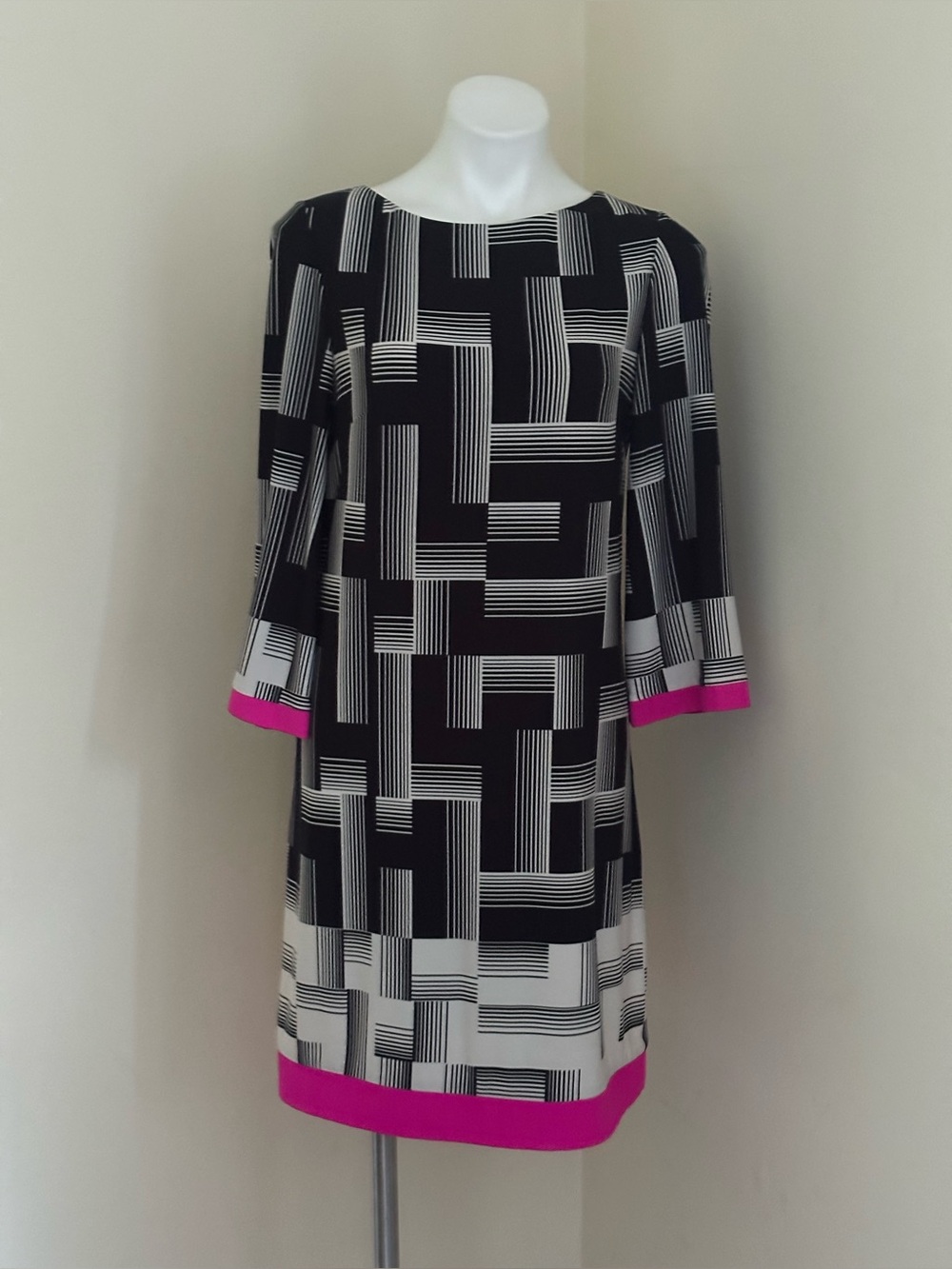 ELIZA J Pink Black & White Geometric Design 3/4th Sleeves Shift Dress Sz 10